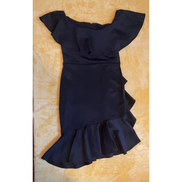 Off the Shoulder Ruffled Dress- Size Large - Picture 6 of 8